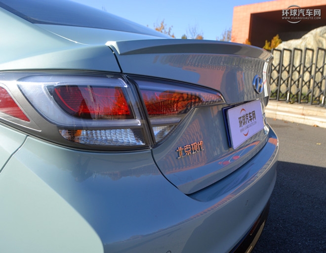 2016款 2.0L hybrid HS領(lǐng)先型