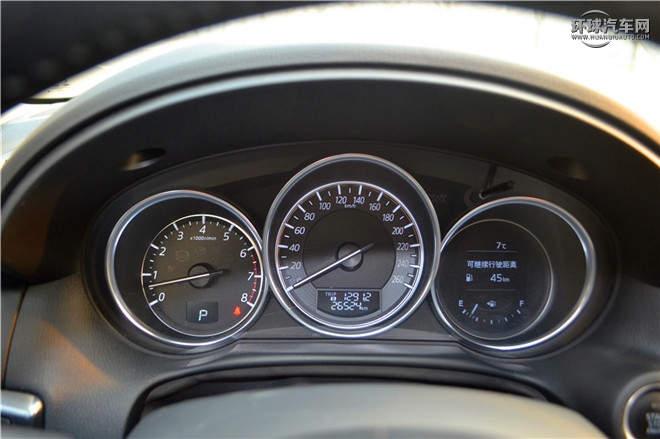 2015款 2.5L 自動四驅(qū)旗艦型