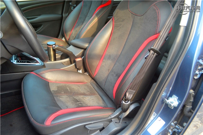 2016款 18T 雙離合運(yùn)動(dòng)旗艦型