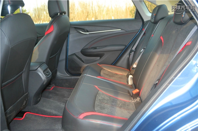 2016款 18T 雙離合運動旗艦型