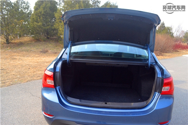 2016款 18T 雙離合運動旗艦型