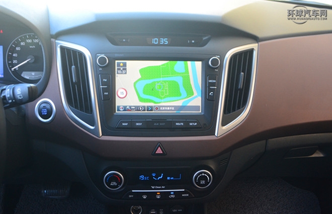 2015款 2.0L 自動(dòng)四驅(qū)尊貴型DLX