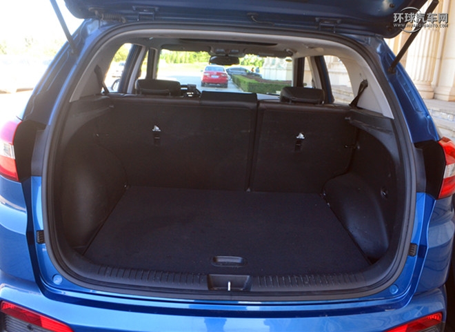 2015款 2.0L 自動四驅尊貴型DLX