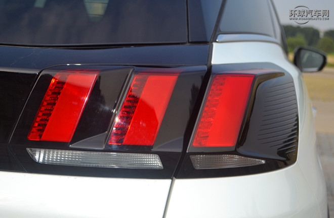 標(biāo)致4008 2017款 380THP 豪華版