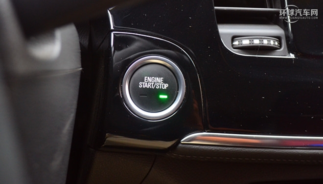 2016款 18T 自動(dòng)兩驅(qū)都市精英型