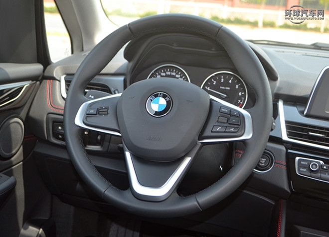 2016款 218i 運動設(shè)計套裝