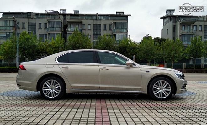 輝昂 2016款 380TSI 兩驅(qū)至尊版