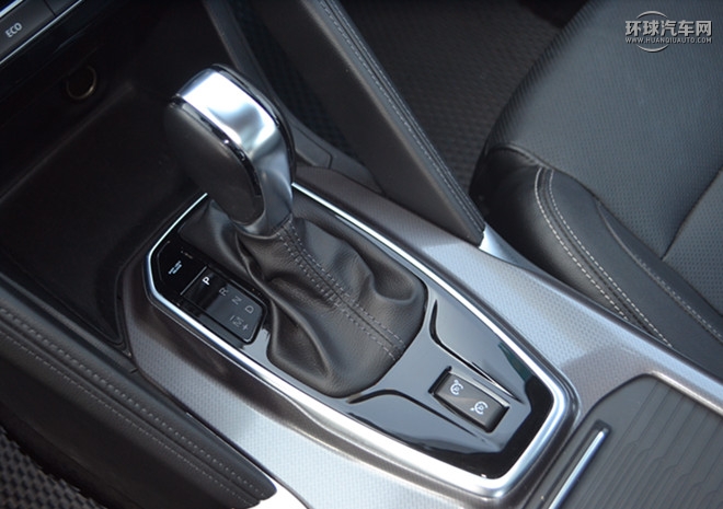 2017款 2.0L 兩驅豪華版