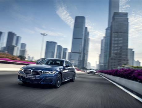 與新BMW 5系一起成就“吾輩正當(dāng)時(shí)”