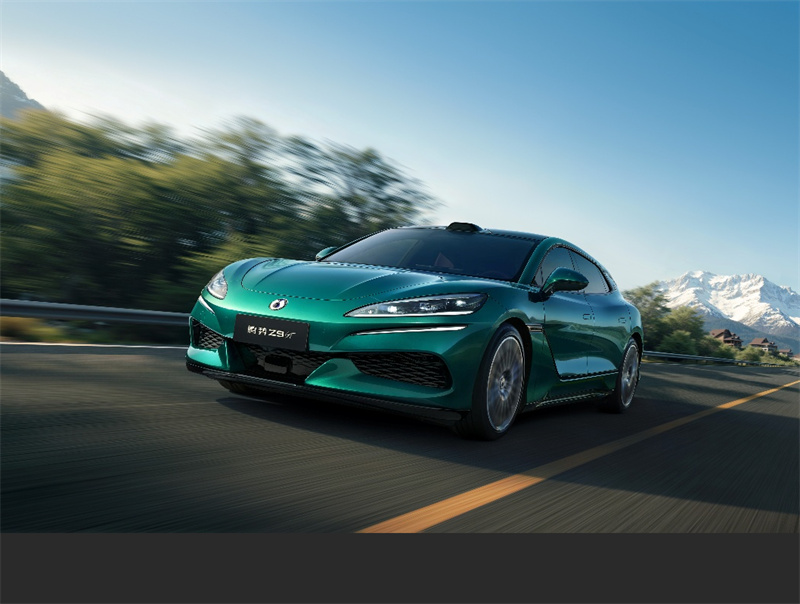 從“續航焦慮”到“補能自由”：騰勢Z9GT