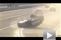 切彎太深！大眾尚酷賽道失控撞護欄翻車