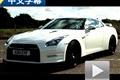 跨級別挑戰 日產GT-R與小火箭比拼加速